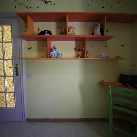 Apartman Dolls House *